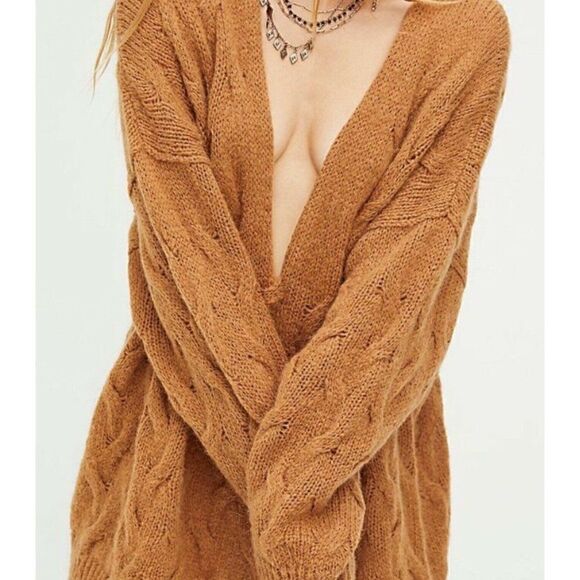 NWT FREE PEOPLE Sz S JUNE CABLE V NECK SWEATER LONGLINE SLOUCHY KNIT TUNIC - Picture 2 of 5